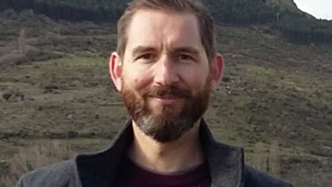 Mann entdeckt überraschendes Detail auf Landschaftsfoto