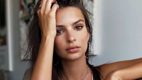Emily Ratajkowski zeigt sich in Turnschuhen und macht ihre Fans völlig verrückt