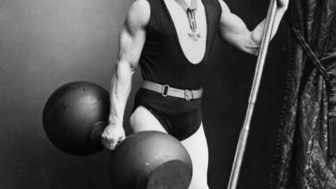 Krafttraining vor über 100 Jahren: So sahen Bodybuilder früher aus!