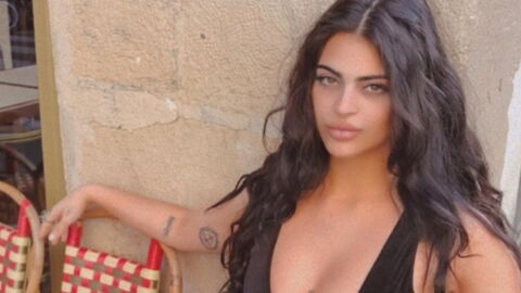 Wegen ihres Outfits: Model wird aus Museum geworfen