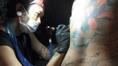Reise mit Tattoo: Diese Urlaubsziele sollten Tätowierte unbedingt vermeiden