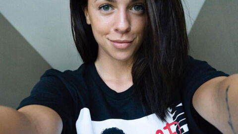 Vanessa Mai zieht blank und zeigt mutig ihr Brust-Geheimnis