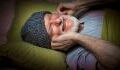 Forschung: Das steckt dahinter, wenn wir im Schlaf zusammenzucken