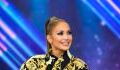 Jenny from the Beach: Jennifer Lopez raubt Fans in weißem Badeanzug den Atem