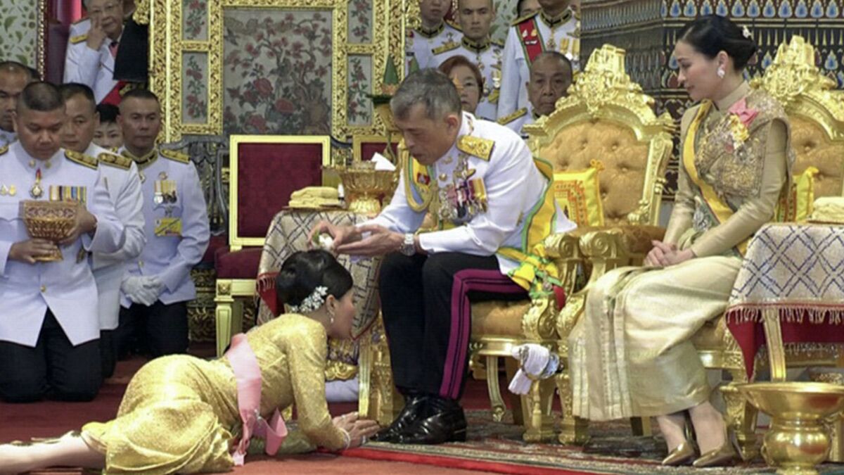 Thai-König Rama X Eifersuchts-Drama führt zu Nacktbilder-Skandal