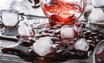 Ekelzone Bar: Deshalb solltet ihr auf Eiswürfel verzichten