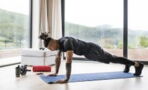 Workout in den eigenen vier Wänden: In 5 Schritten macht ihr euch euer Fitnessstudio selbst!