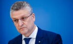 Fast 300.000 Neuinfektionen: RKI meldet neuen Rekordwert beim Corona-Infektionsgeschehen
