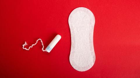 Covid und Impfung: So verändert sich der Zyklus der Frau