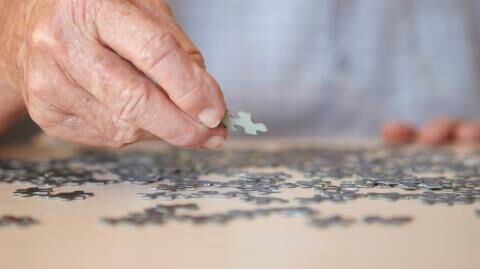 Studie belegt: Diese Lebererkrankung kann Demenz auslösen