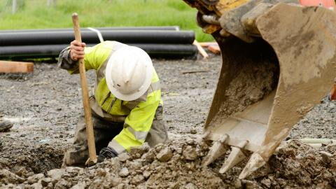 Fast 100 Jahre alte Zeitkapsel in den Niederlanden entdeckt
