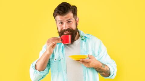 Tee zu lange ziehen lassen: gesundheitsschädlich oder unbedenklich?