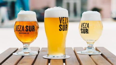 Bier-Herstellung: Diese Zutat findet sich in den meisten Biersorten