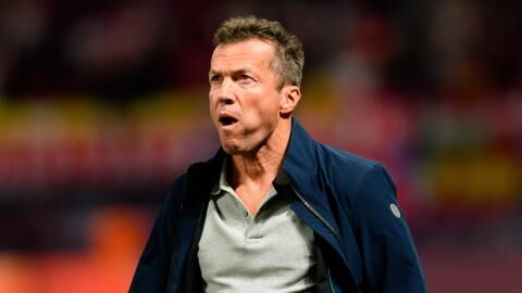 Nach Scheidung Nr. 5: Lothar Matthäus küsst schon eine mysteriöse Neue