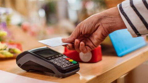 Neue Girokarte soll kommen: Maestro-Funktion läuft aus