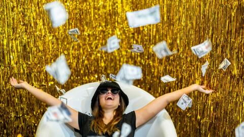 Studie ermittelt: So viel Geld braucht ihr, um glücklich zu sein