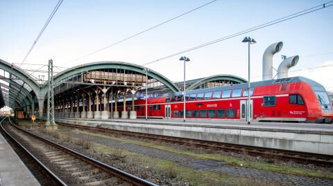 Entschädigung wegen Verspätungen: Deutsche Bahn zahlt Rekordsumme an Reisende