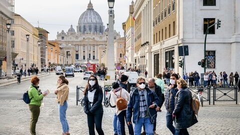 "Kartenspiel sticht Coronavirus": Lehrerehepaar berichtet aus Alltag in Sperrzone Italien