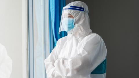 Forscher infiziert sich absichtlich zweimal mit Corona, doch mit diesen Folgen rechnet er nicht