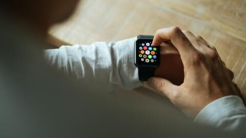 Covid-19: So helfen Smartwatches bei der Früherkennung