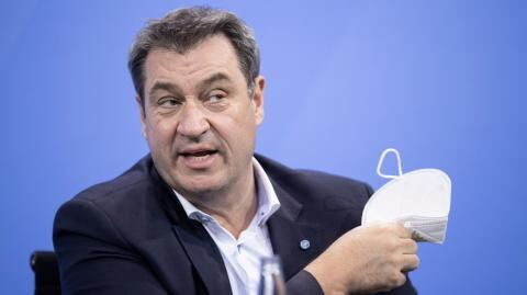 Lockerungen für Bayern: „Wer zweimal geimpft ist, muss ab morgen keinen Test mehr vorlegen“