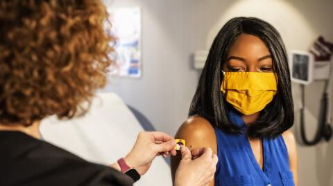 Neue Erkenntnisse: Erst die 2. Impfung schützt vor Delta-Variante