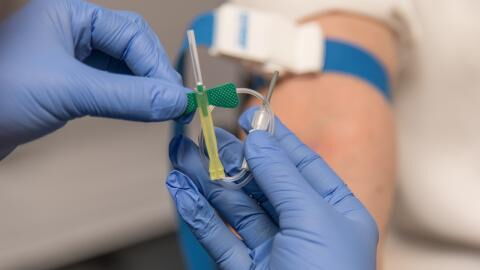 Die Corona-Zahlen explodieren wieder: Deutlich mehr Patient:innen in deutschen Kliniken