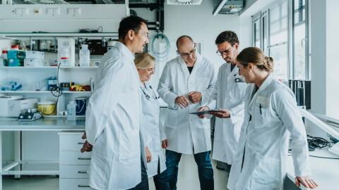 Covid-19: 15 % der Europäer tragen ein Gen in sich, das das Sterberisiko verdoppelt