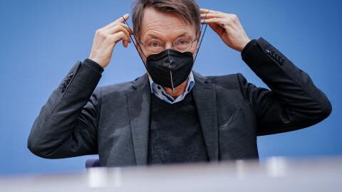 Lauterbach: Appell an Solidarität unterm Weihnachtsbaum