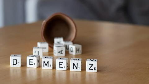 Dieser 100 Jahre alte Impfstoff könnte Alzheimer vorbeugen