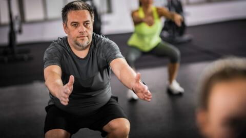 Ultimatives Trainingsprogramm: So wirst du deinen Bauchspeck los