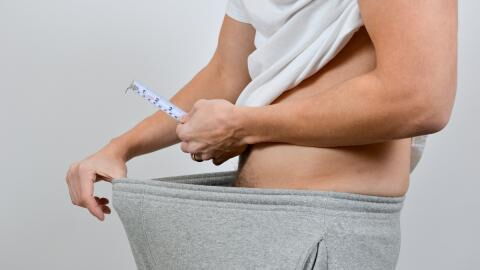 Studie erklärt: Darum wird das beste Stück des Mannes immer kleiner