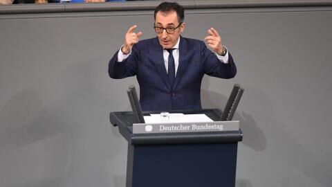 Cem Özdemir: Neue Details zur potenziellen Fleischsteuer bekannt