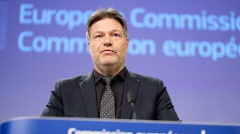 Robert Habeck rüttelt wach angesichts kritischer Wirtschafsprognose: "Zeit für Gemütlichkeit ist vorbei"