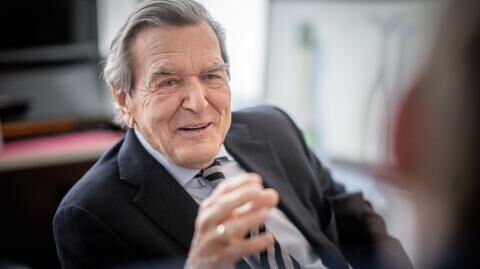 Gerhard Schröder: Seine Freundschaft zu Putin "kann noch helfen" in Ukrainekrieg