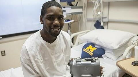 Der erste Mann lebt 555 Tage lang ohne Herz