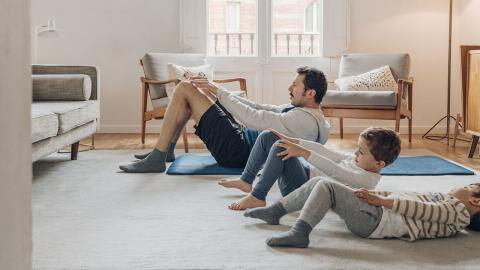 7 Tipps, mit denen ihr Muskelabbau im Lockdown verhindert