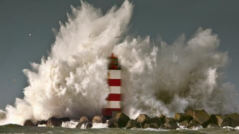 Wettervorhersage: Schwere Sturmböen von 95 km/h und erster Schneefall kündigen den Herbst an