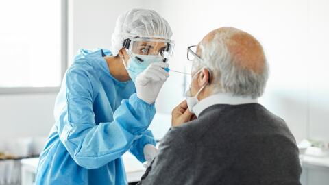 Seltenes Symptom im Mund kann auf Covid-19-Ansteckung hindeuten