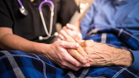 Letzte Worte: Das sagen Sterbende laut einer Krankenschwester am häufigsten vor ihrem Tod