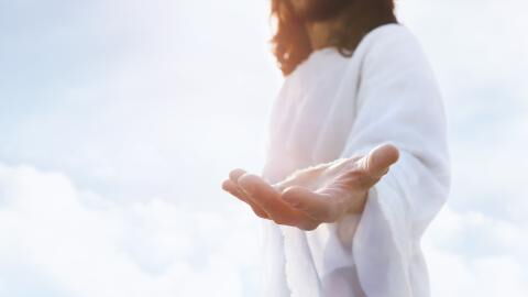 Frau macht Nahtoderfahrung: Jesus habe sie auf eine Reise mitgenommen