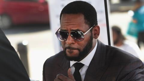 "Voller Lügen und Manipulation": Schlussplädoyers im R. Kelly-Prozess