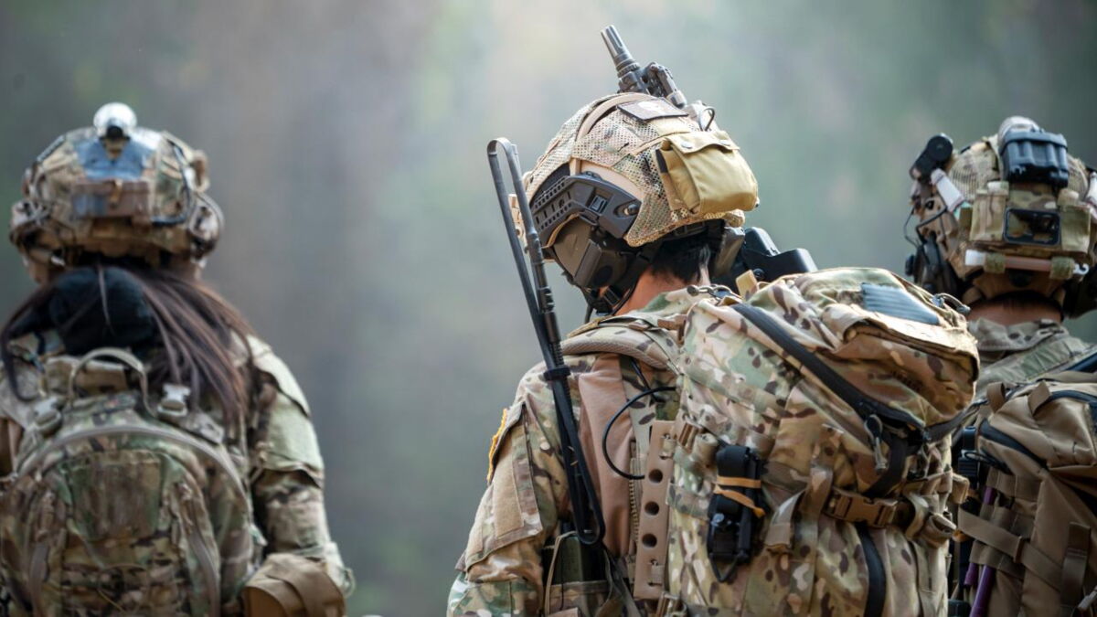 Wer Hat Die Größte Armee Der Welt Ranking 2021: Die 20 mächtigsten Armeen der Welt