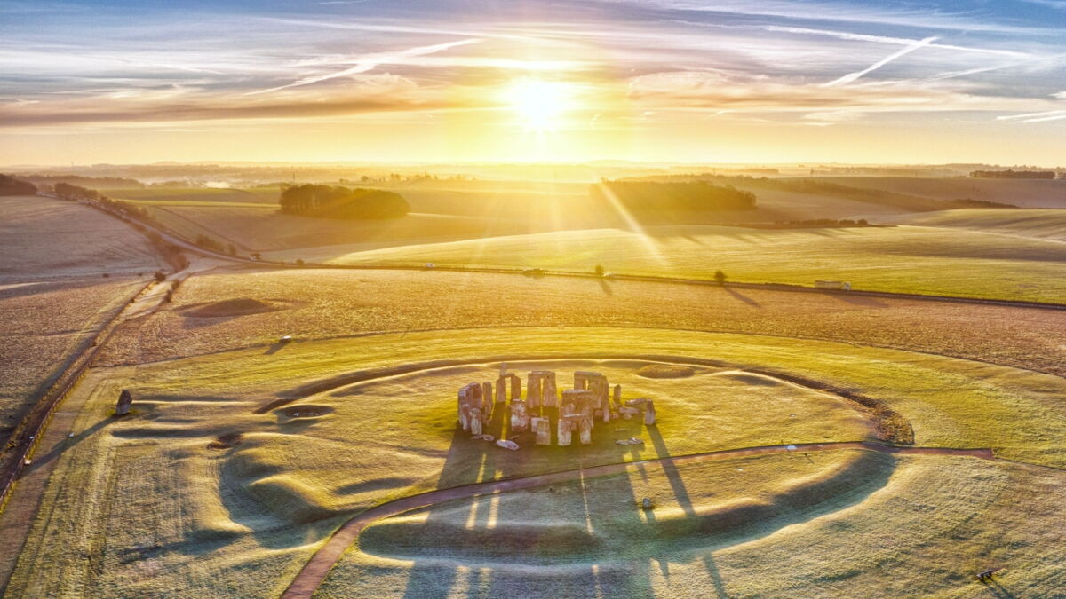 Stonehenge Neue mysteriöse Gruben an der berühmten Stätte entdeckt