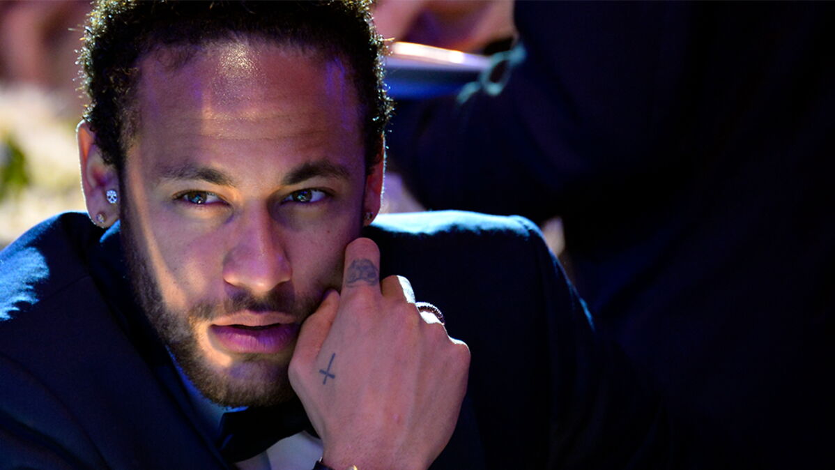 Haus Des Geldes Staffel 3 Neymar Haus des Geldes: Neymar spielt in der 3. Staffel, ohne dass es jemand