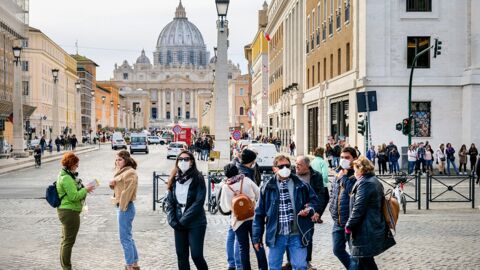 "Kartenspiel sticht Coronavirus": Lehrerehepaar berichtet aus Alltag in Sperrzone Italien