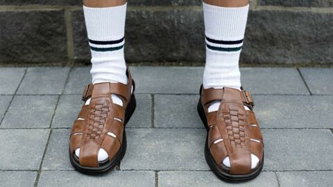 Uncool, aber gesund: Warum du unbedingt Socken in Sandalen tragen solltest