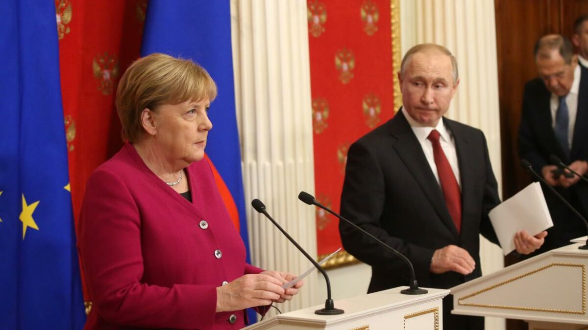 Merkel warnt vor Putin: "Seine Drohungen nicht als Bluff abtun"