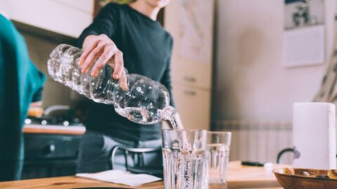 Fünf Anzeichen dafür, dass ihr nicht genug Wasser trinkt