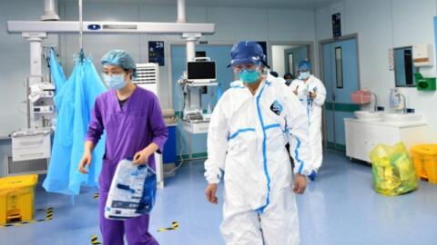 Covid-19: Wissenschaftlerin erklärt, warum das Virus in Europa aggressiver ist